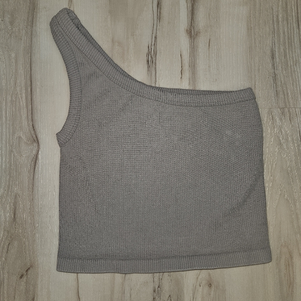 Saavi Josie One-Shoulder Rib Tank Med/LG Seamless Rib Knit, Cropped , 92% Nylon